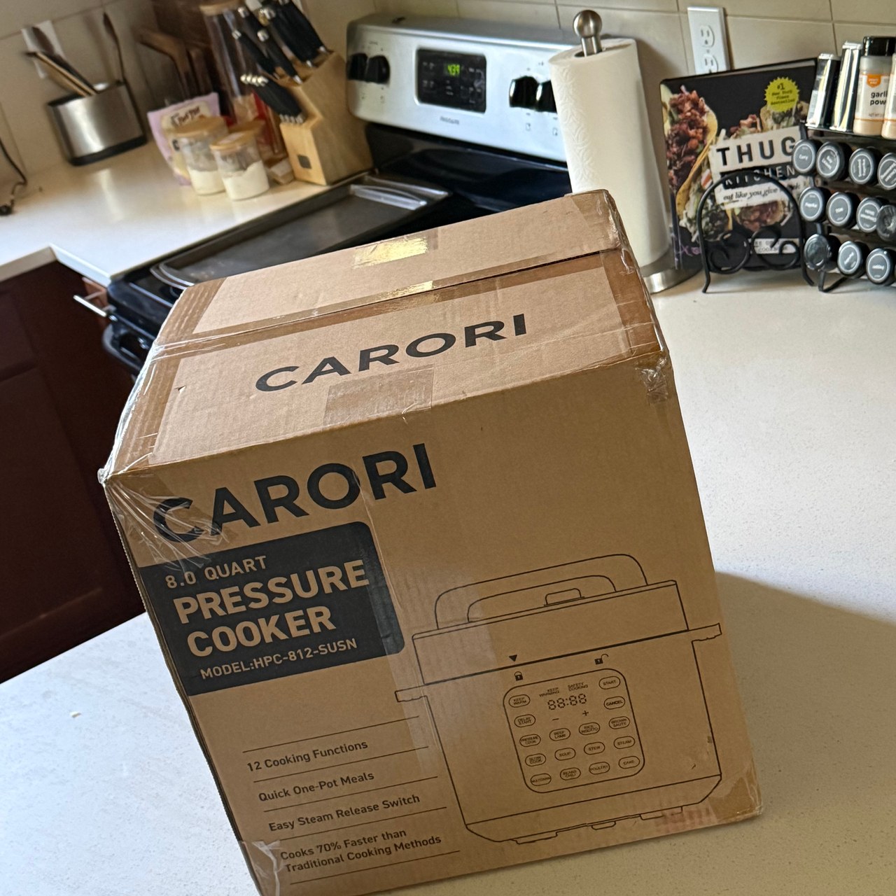 The CARORI pressure cooker box from THA-GUY’s review.